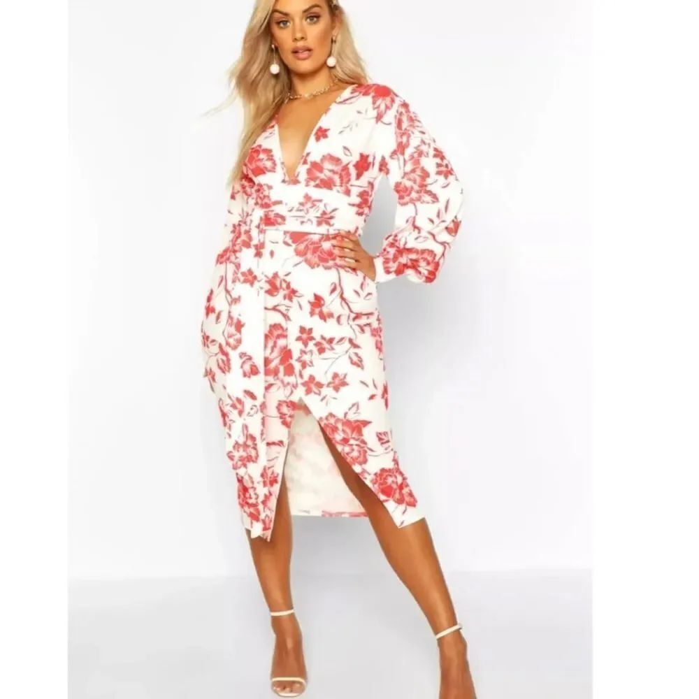 New Plus Floral Print Plunge Tie Waist Midi Dress